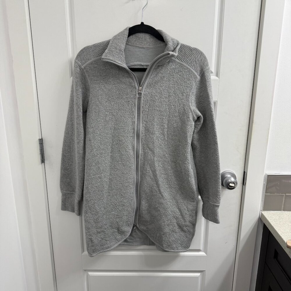 Lululemon On Repeat Jacket Heathered‎ Core Light Grey Size 4